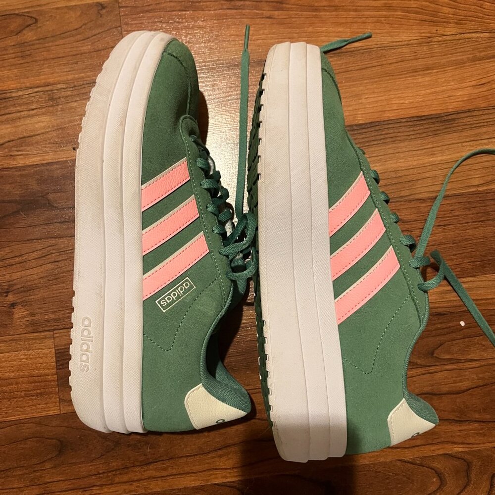 Adidas Women's VL Court Bold Platform Sneaker. Green/Pink Size 10.  Like New. - Picture 3 of 6